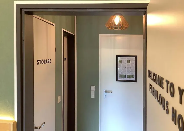 Komfortquartier, Mit Balkon, Naehe Messe Duesseldorf דירה