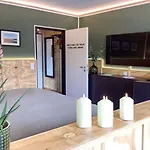 Apartment Komfortquartier, Mit Balkon, Nähe Messe Düsseldorf *