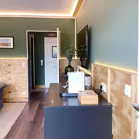 Apartman Komfortquartier, Mit Balkon, Naehe Messe Duesseldorf Meerbusch