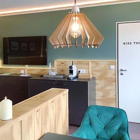 דירה Mit Balkon, Ruhige Lage, Naehe Messe Duesseldorf *