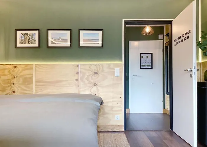 Komfortquartier, Mit Balkon, Naehe Messe Duesseldorf Appartement